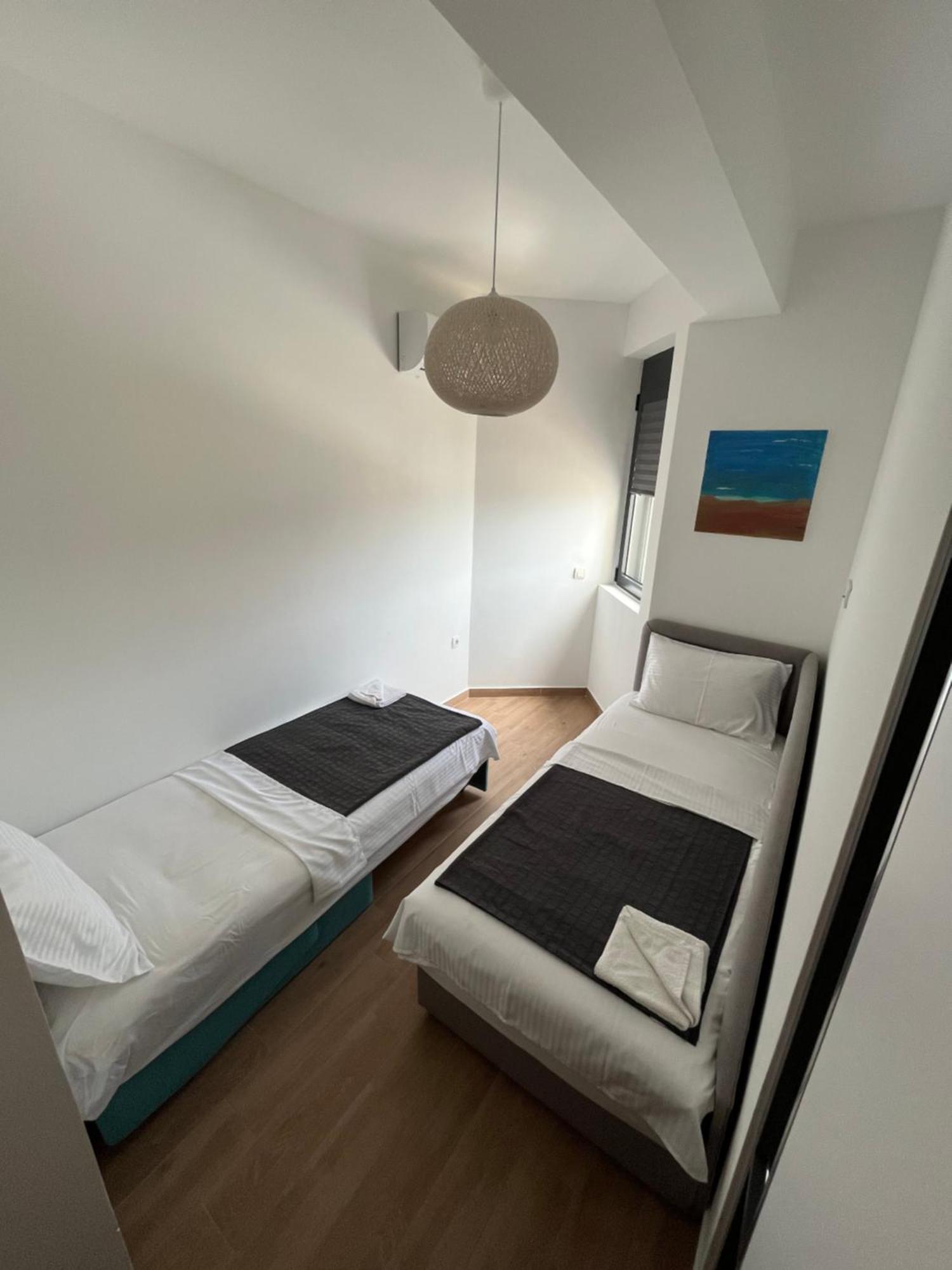 Art'S Apartment Mit Pool Ulcinj Pinjes Exterior foto